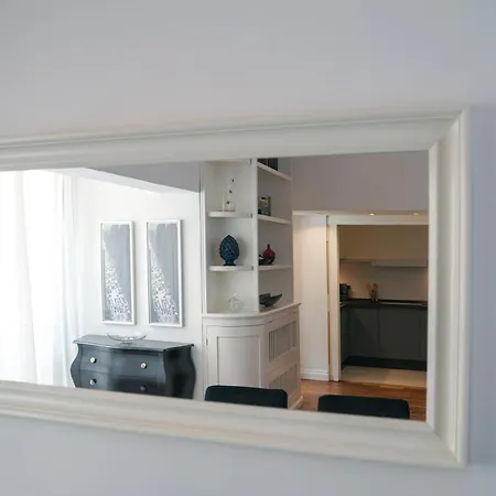 Apartmán Chiatamone Premium *