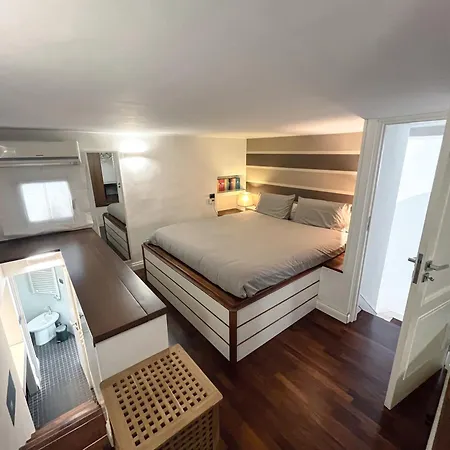 Chiatamone Premium * Neapol